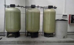 全自動軟水器性能特點及安裝要求 全自動軟水器性能特點及安裝要求
