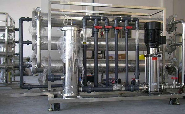 芯片制造行業(yè)用超純水設(shè)備有哪些優(yōu)勢 芯片制造行業(yè)用超純水設(shè)備有哪些優(yōu)勢