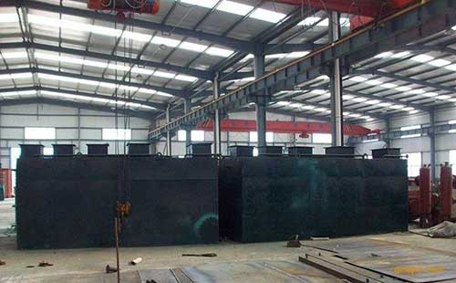 �ЙC�܄��ďUˮ̎��