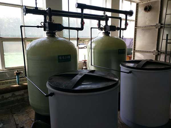 ���ĳ�Q��վ��ُ35T�p��ͬ�r�\��ȫ�Ԅ�ˮ̎���O��