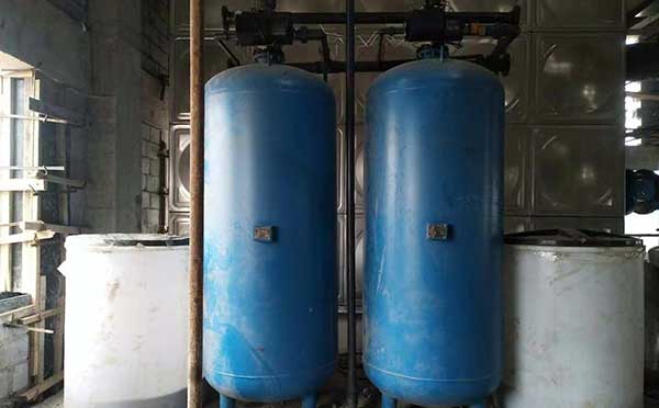 ɽ�|ĳ�Q��վ��ُ40��ÿС�r�p�y�p��ܛ��ˮ�O��