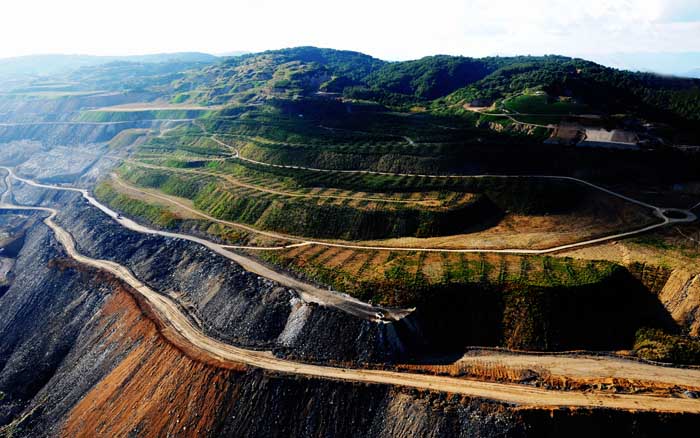 “2015利劍斬污”專項行動 “2015利劍斬污”專項行動