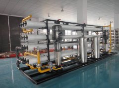 反滲透純水設(shè)備運(yùn)行過(guò)程有噪音怎么辦 反滲透純水設(shè)備運(yùn)行過(guò)程有噪音怎么辦