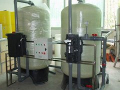 全自動軟化水設備的性能特點介紹 全自動軟化水設備的性能特點介紹